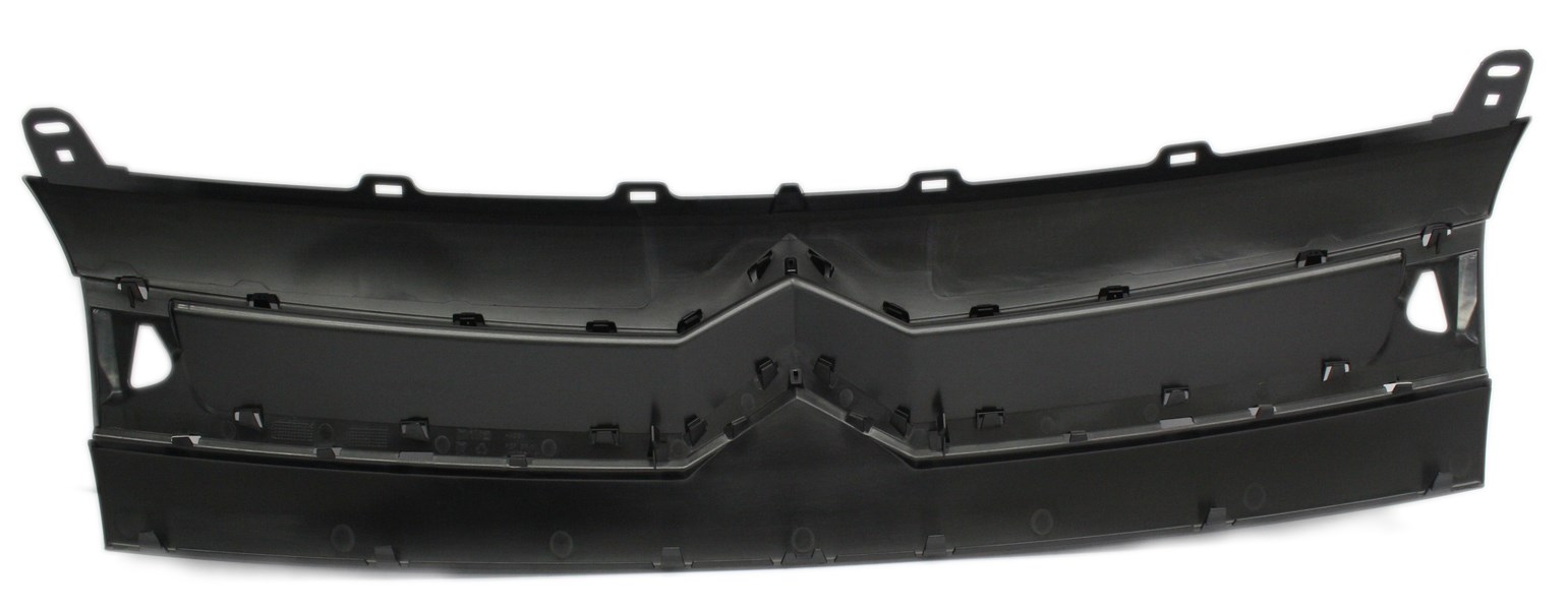 KH0552 990 EC CN BERL 08-3/12 Решітка радіатора