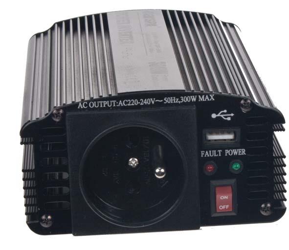 Перетворювач напруги з 12/230V, USB, 300/600W ІНФОРМАЦІЯ ПРО ПРОДУКТ Нова серія інверторів. Вихідна напуга має вигляд зміненої синусоїди (прямокутної форми) з частотою 50 Гц і напругою 230В. Цей конвертер також обладнань USB-виходом для заряджання USB-пристроїв (MP3-плеєр тощо). Розміри 195*102*55,5 мм. максимальна пікова потужність 600 Вт, максимальна постійна потужність 300 Вт вхідна напуга 12 В, вихід USB: 5 В (макс. 2100 мА), вихідна частота 50+-3 Гц захист від перевантаження, перегріву, вхідної перенапруги, зниженої вхідної напруги та вихідного короткого замикання